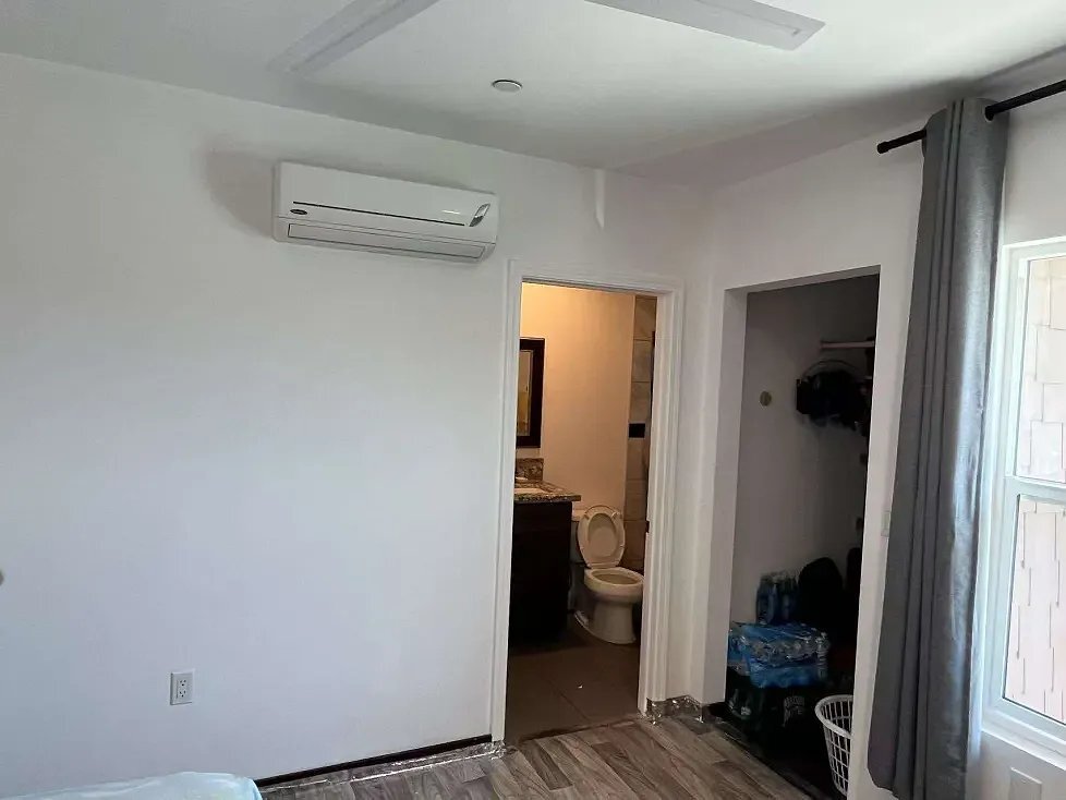 Building Photo - 119 S Curtis Ave