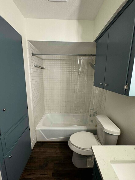 Building Photo - 170 De Chantle Rd