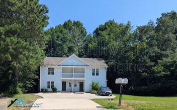 Building Photo - 2200 Anthony Dr
