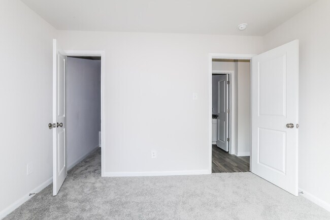 Building Photo - 14141 Harlequin Dr