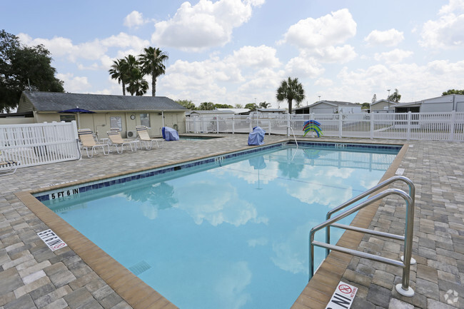 Big Tree RV Resort - Arcadia, FL | Apartment Finder