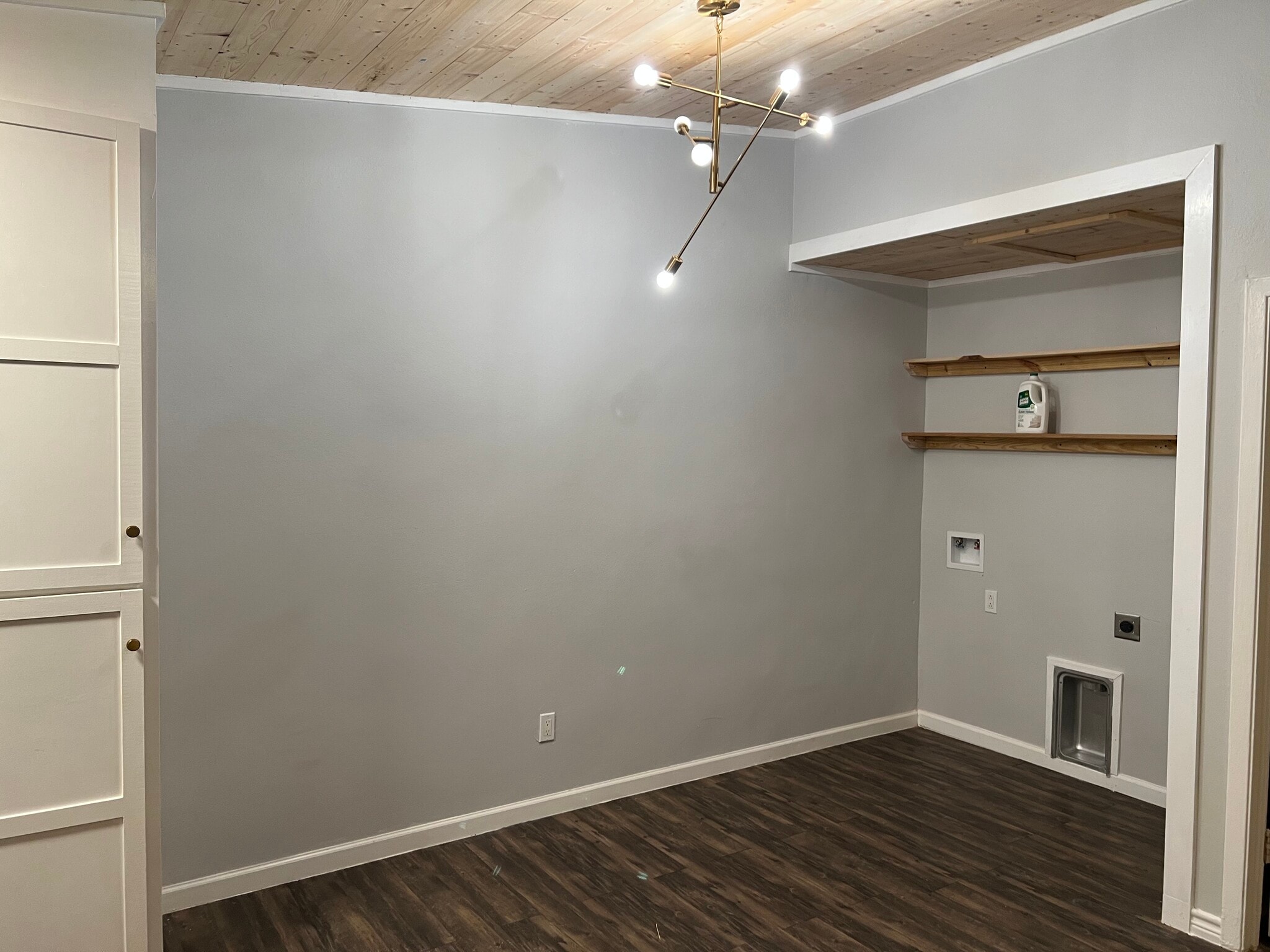 Building Photo - 605 N 12th St