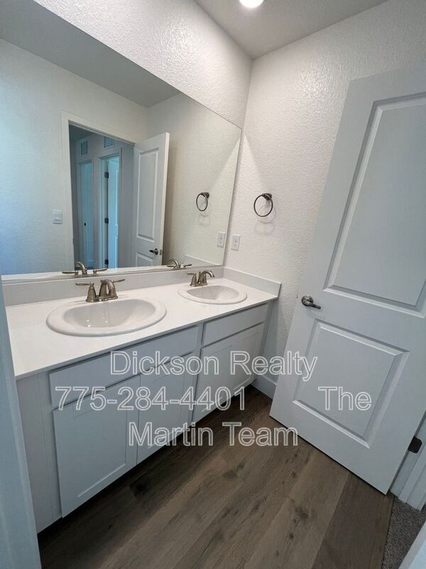 Building Photo - 7919 Schist Rd