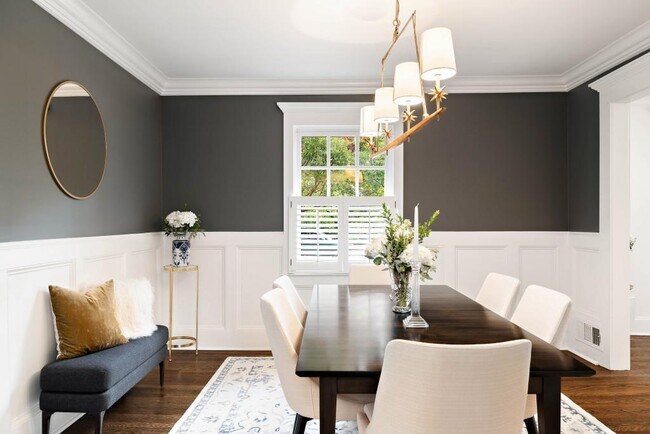 Building Photo - 1737 Barnesdale Way NE