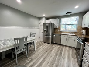 Building Photo - Single Family Home - North Location!