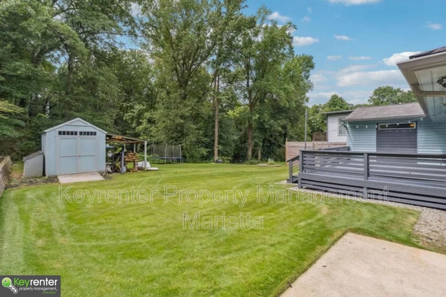 Building Photo - 2274 Edgemore Dr SE