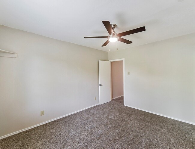 Building Photo - 7357-7352 Brace St