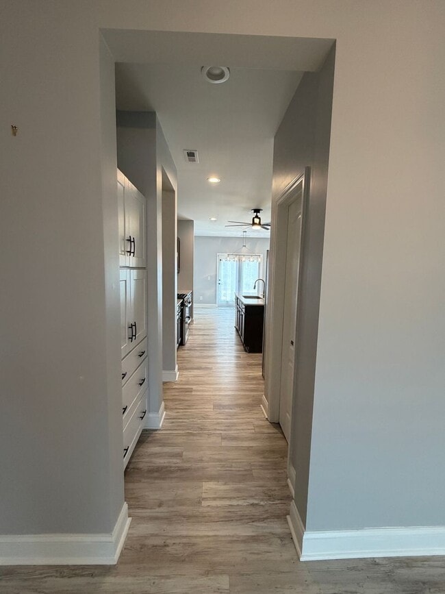 Building Photo - 315 Neuse Dr