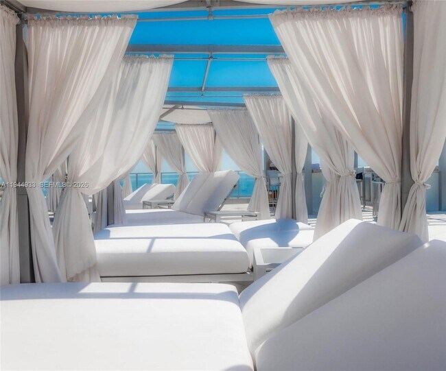 Building Photo - 701 N Fort Lauderdale Beach Blvd