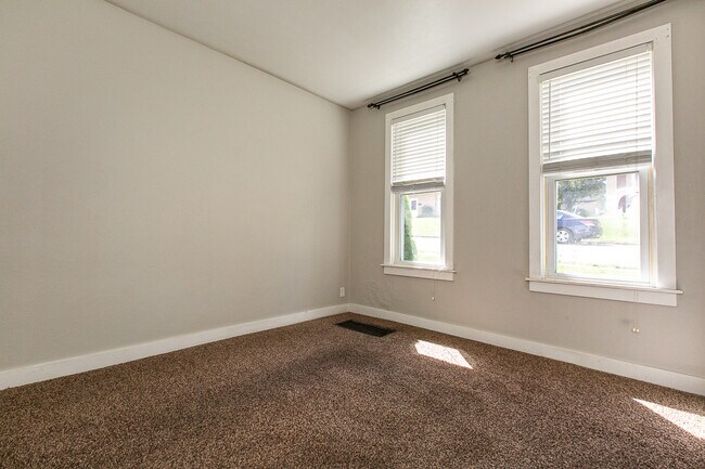 Building Photo - 2636 Fulton St