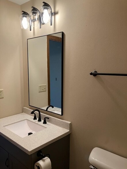 Building Photo - 138 Marcella St