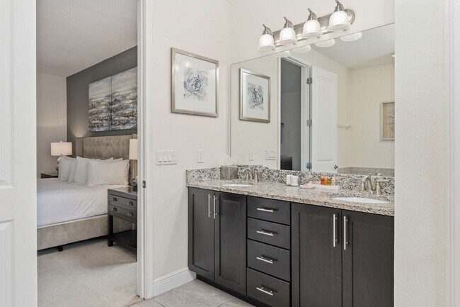 Building Photo - 300 Pendant Ct