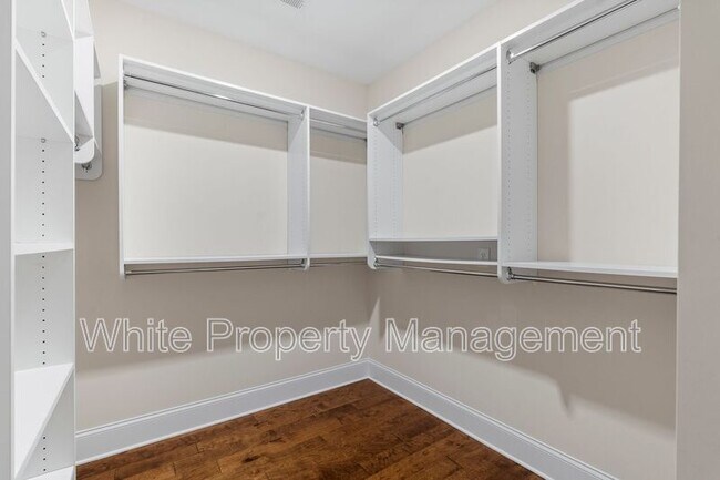 Building Photo - 3018 Portico Pl