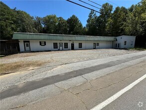 Building Photo - 1433 Old Hwy 5 S