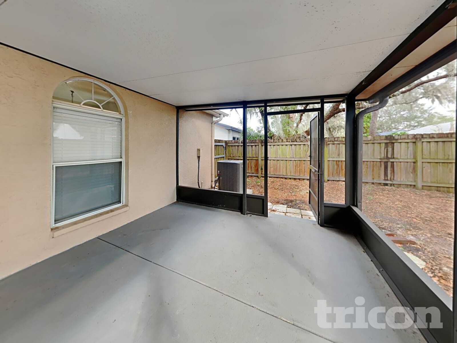 Building Photo - 1115 Hardwood Dr