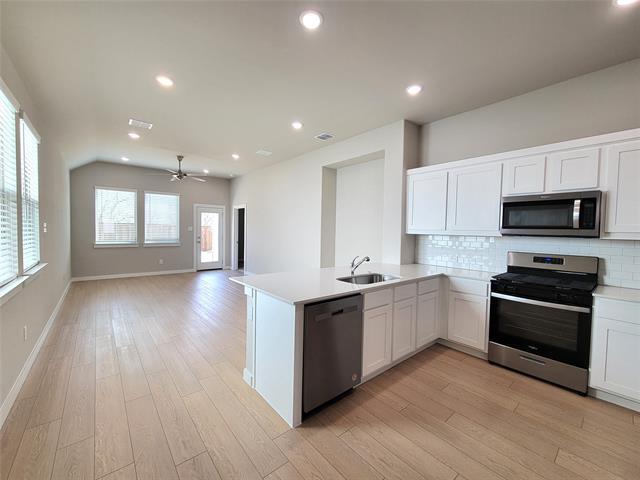 Building Photo - 3619 Chambers Dr