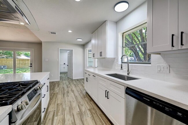 Building Photo - 9723 Galston Ln