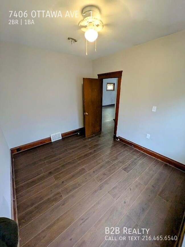 Building Photo - Spacious 2-Bedroom Multi-Family Home – Per...