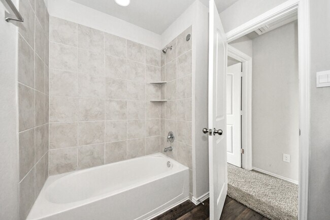 Building Photo - 21003 Seneca Willow Wy