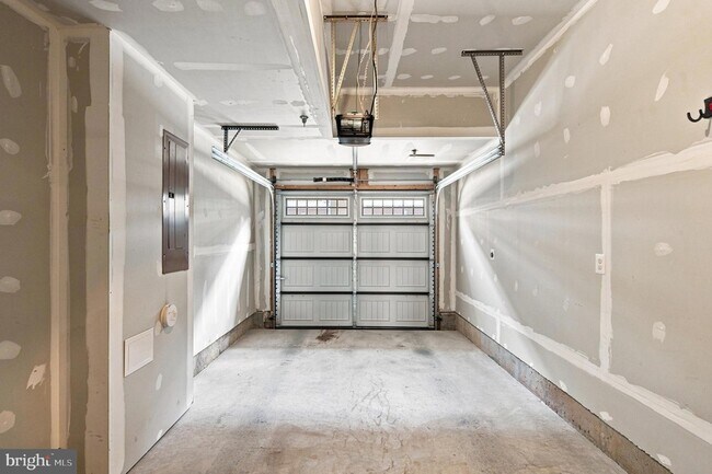 Building Photo - 20704 Wood Quay Dr