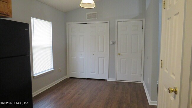 Building Photo - 1823 Sunchase Ct