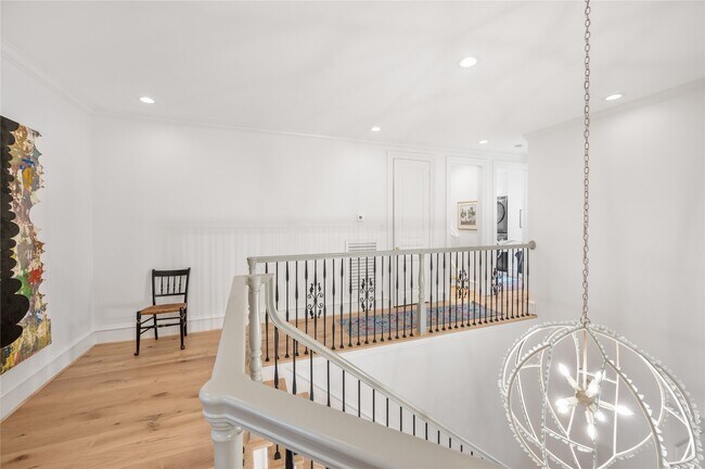 Building Photo - 1235 Wynden Oaks Garden Dr