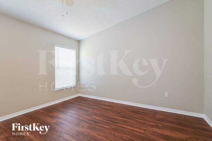 Building Photo - 15430 Greater Groves Blvd