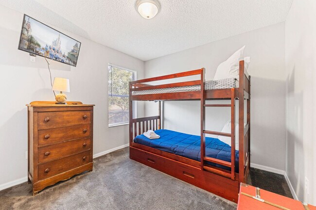 Building Photo - 8522 Sunrise Key Dr