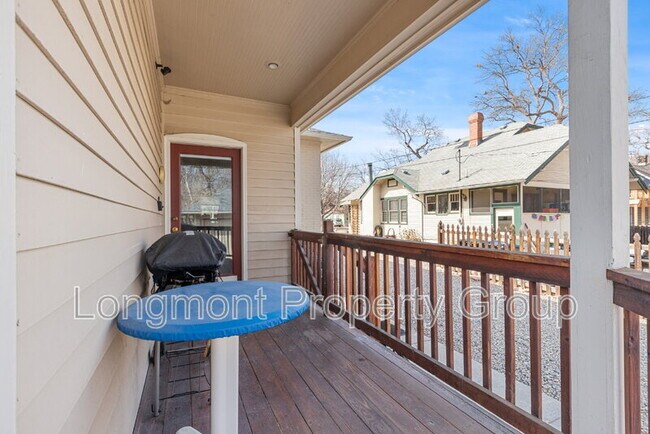 Building Photo - 632 Bross St