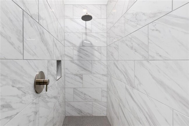 Building Photo - 1438 Walker Pl SE