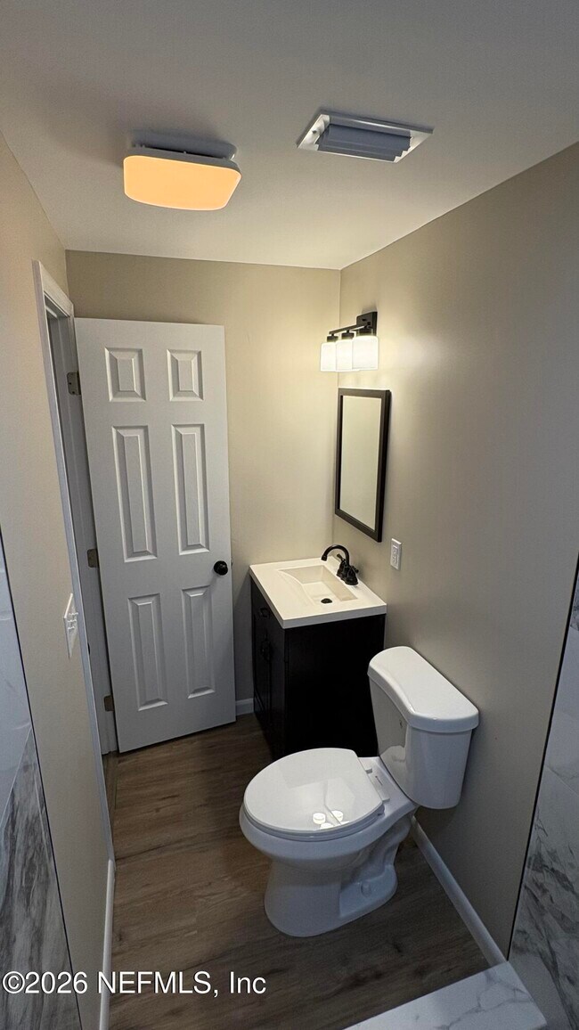 Building Photo - 8036 Delaroche Dr