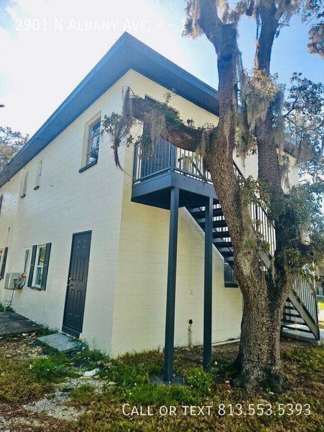 Building Photo - 2901 N Albany Ave