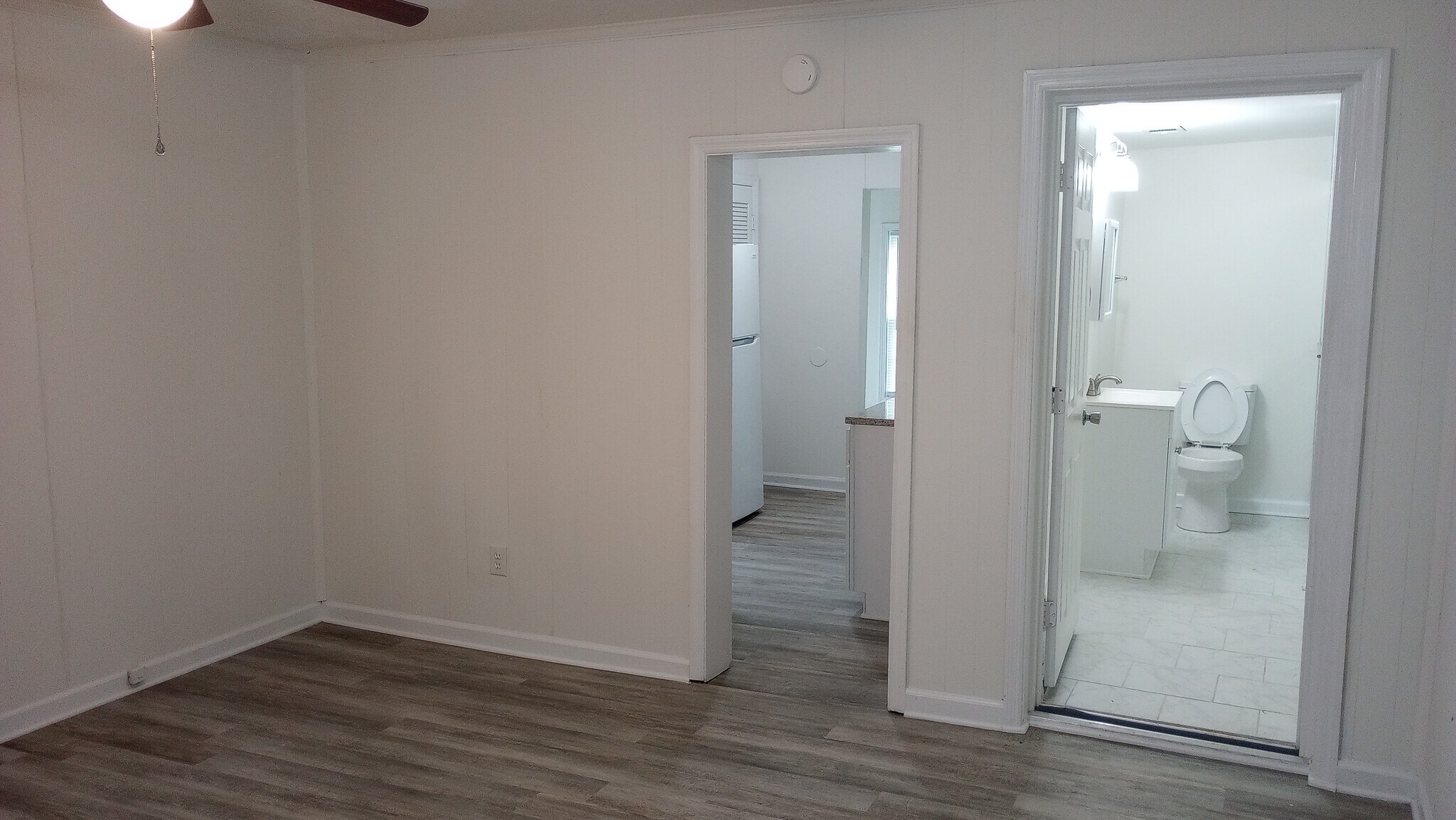 Building Photo - 1920 Walker St