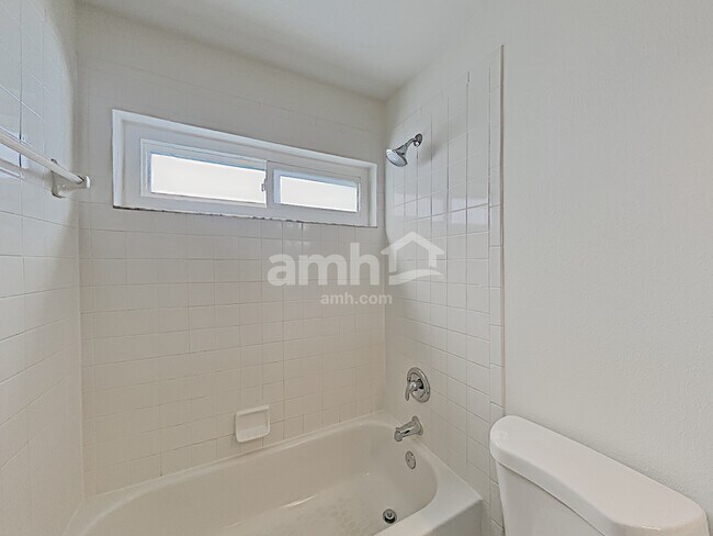 Building Photo - 12119 Feldwood Creek Ln