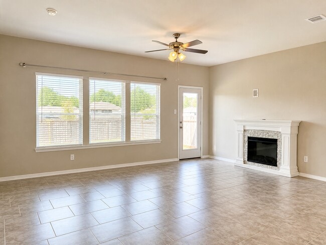 Building Photo - 13821 Rock Island Trl