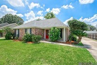 Building Photo - 14211 Parkridge Dr