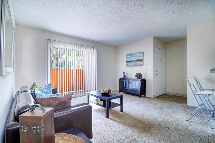 Oak Grove Apartments Tampa, FL Apartment Finder