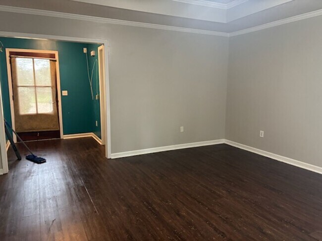 Building Photo - 430 Twisted Oak Cove