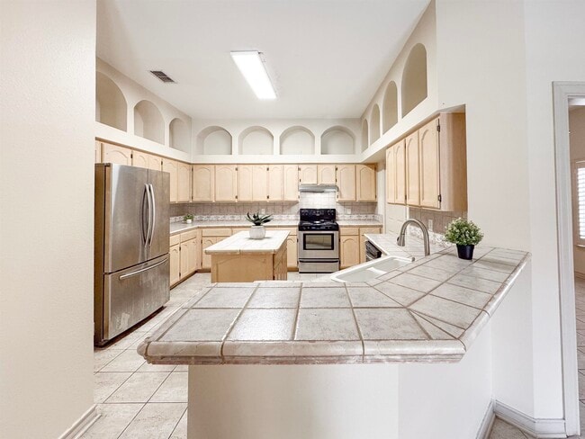 Building Photo - 3003 Edgefield Ct