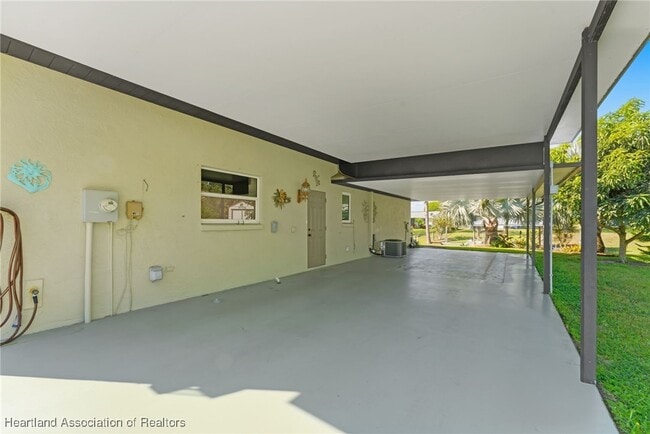 Building Photo - 105 Fern Ct