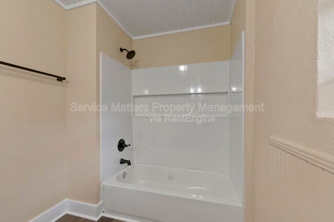 Building Photo - 1922 W Gregory St