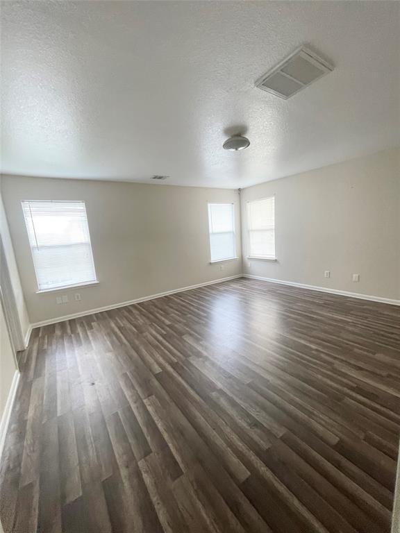 Building Photo - 8106 Sanders Forest Ct