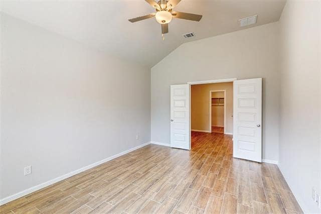 Building Photo - 14162 Birch Farm Dr