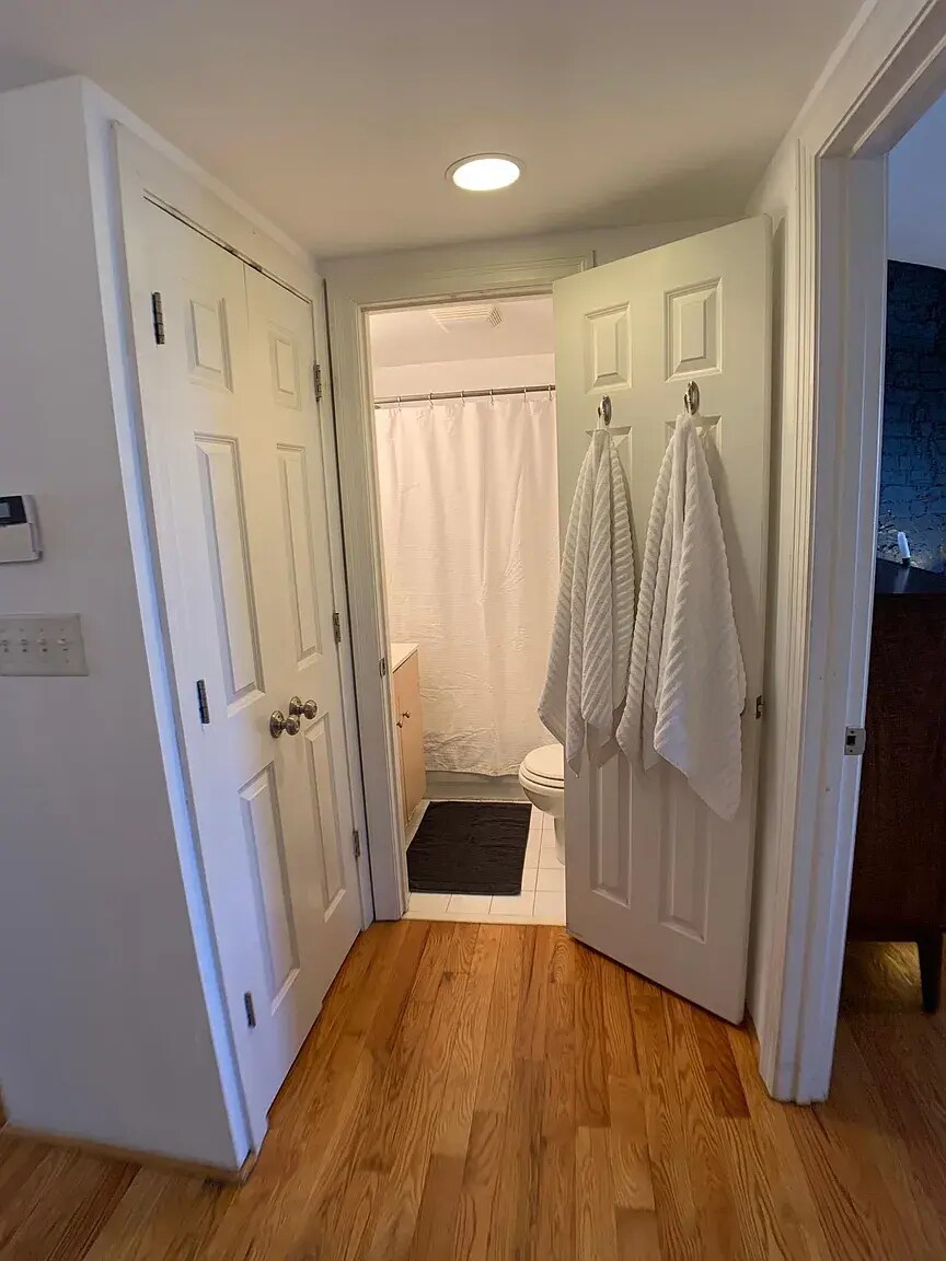 Building Photo - 22 N Boyle Ave