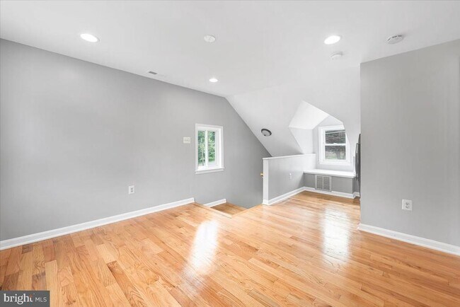 Building Photo - 17709 Norwood Rd