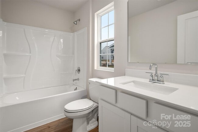 Building Photo - 108 Rock Ave