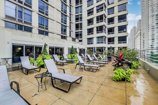 Building Photo - 440 N Wabash Ave