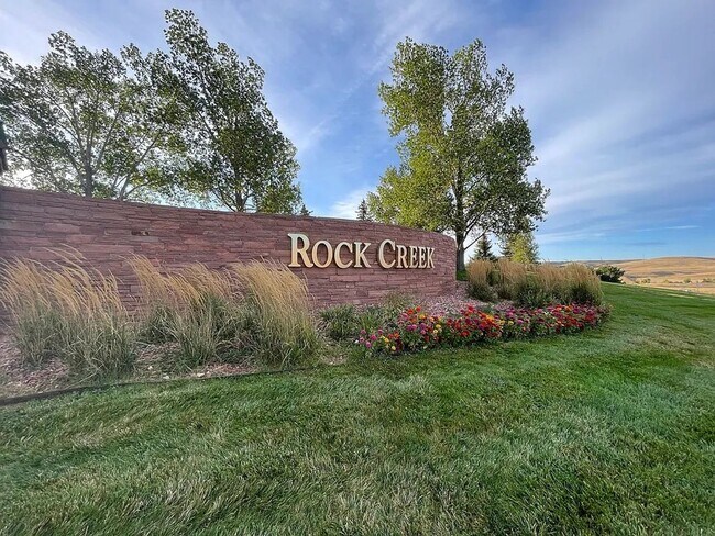 Building Photo - Beautiful 3-Bedroom Home in Rock Creek