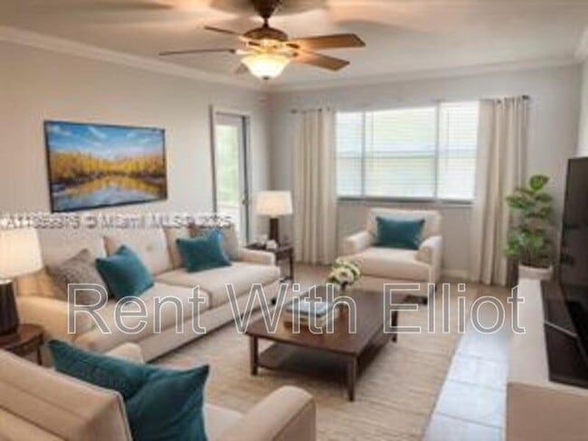 Building Photo - 2223 Park Ln