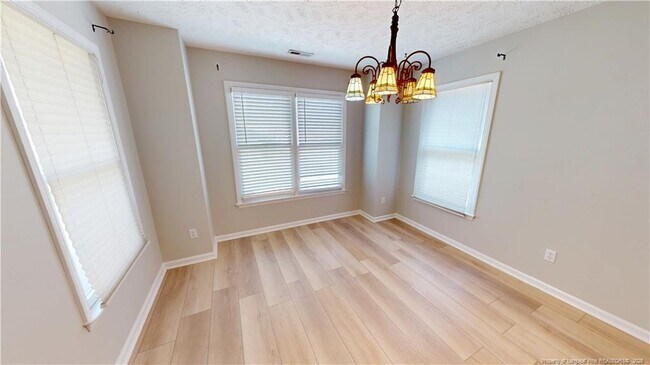 Building Photo - 5811 Mondavi Pl